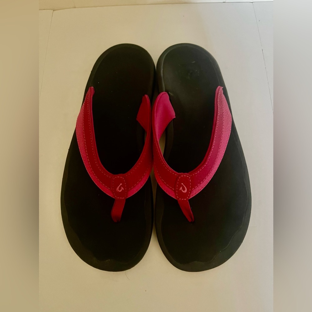 OluKai Flip flop Slippers Women size 10 Tong Sandals